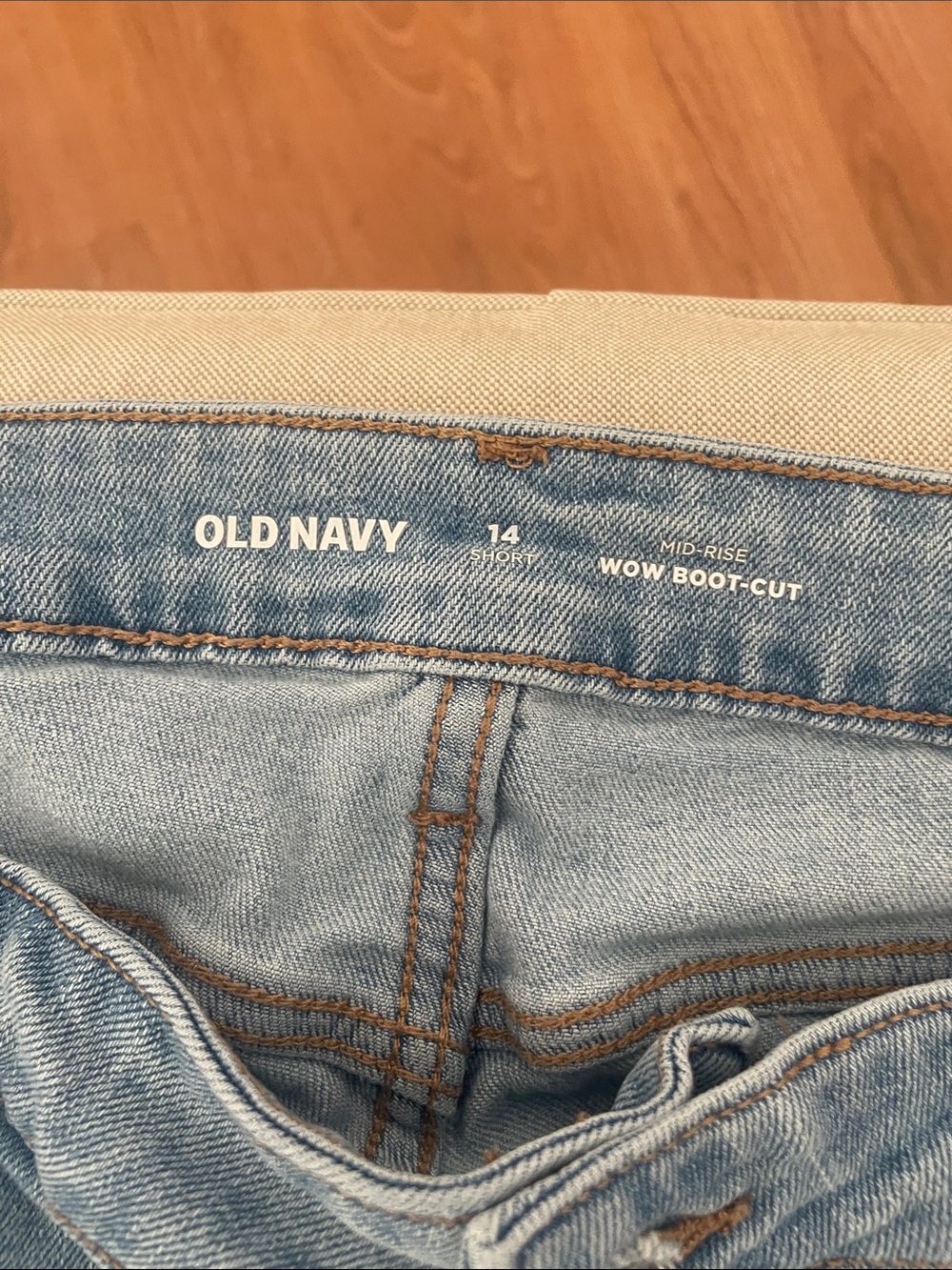 Old Navy Mid Rise Boot Cut - Picture 2 of 5